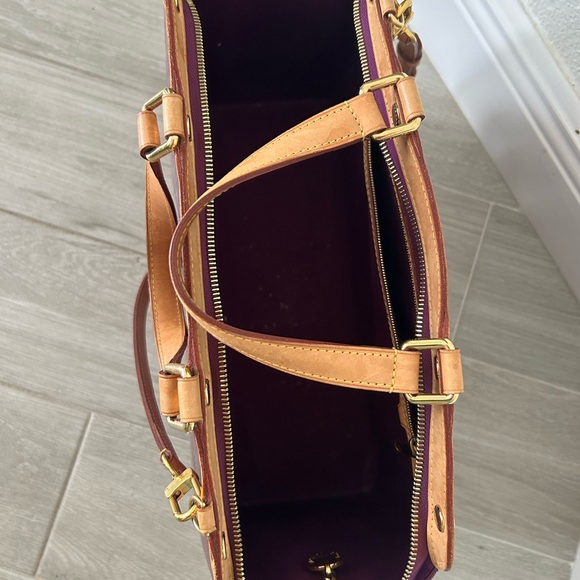 Authentic Louis Vuitton Brea HandBag - Picture 6 of 13